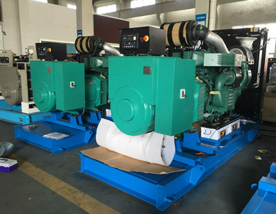 柴油發(fā)電機(jī)電壓調(diào)節(jié)器與設(shè)備穩(wěn)壓器一樣嗎？